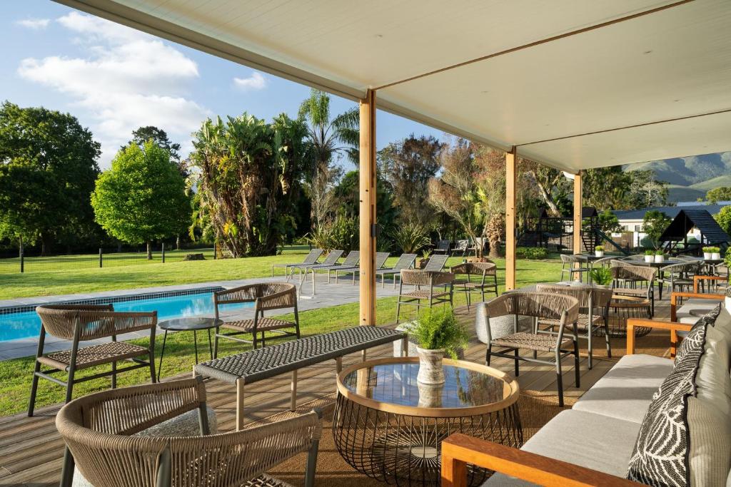 Protea Hotel by Marriott George King George - Image 8