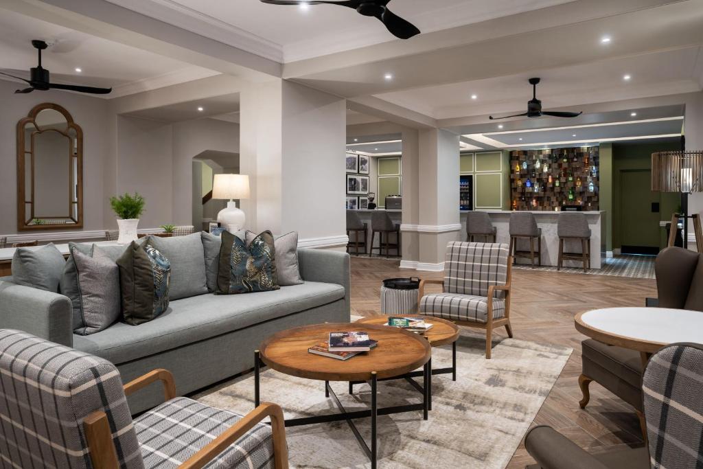 Protea Hotel by Marriott George King George - Image 30