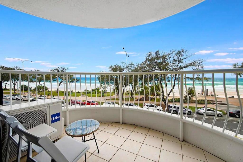 Olympus Beachfront Apartments - 两居室公寓配海景豪华