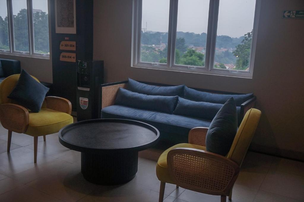 Posezení v ubytování Key Inn Hotel Bogor
