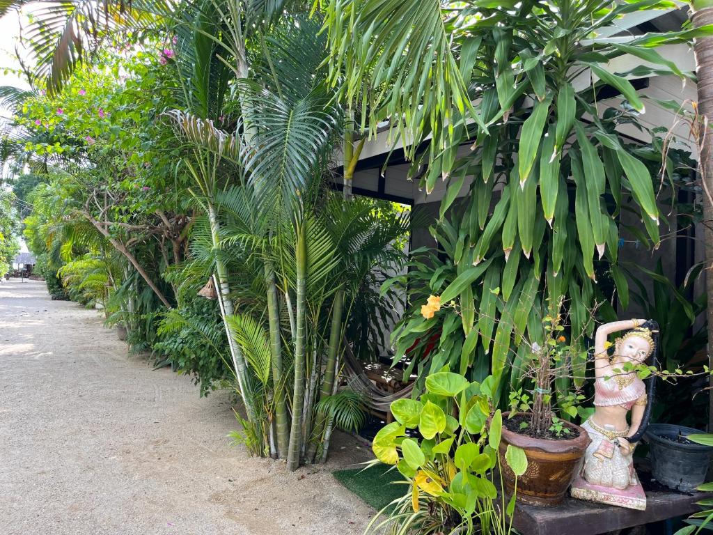 Namthip Homebeach - 1