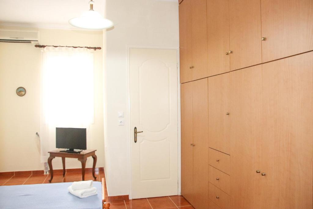 TV a/nebo společenská místnost v ubytování Ellis Apartments