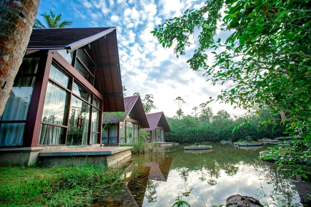Celestia Ayurveda Resort - King Room Mit Lake View