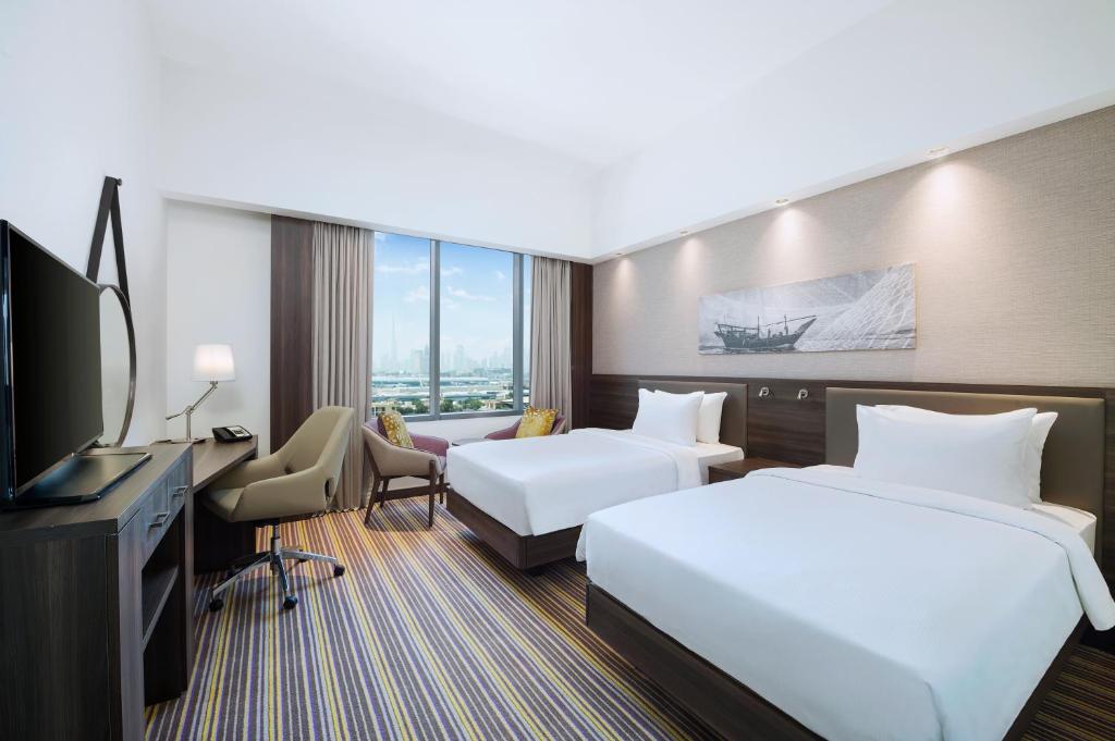 Hampton By Hilton Dubai Airport - Resim 21