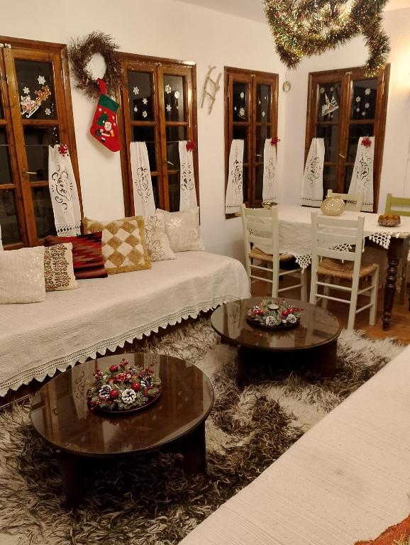 Część wypoczynkowa w obiekcie Αrchontiko Tis Marios