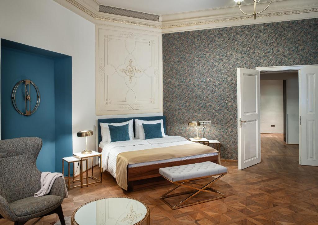 Golden Angel Suites by Adrez - Resim 10