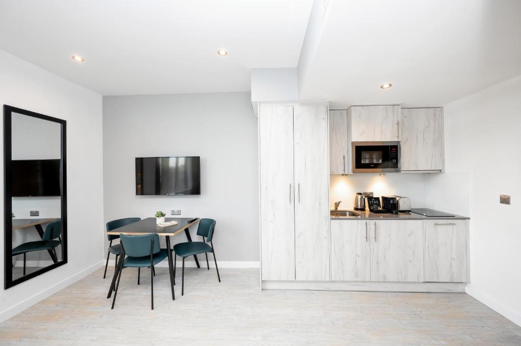 
Accessible Studio Sleeps 3
