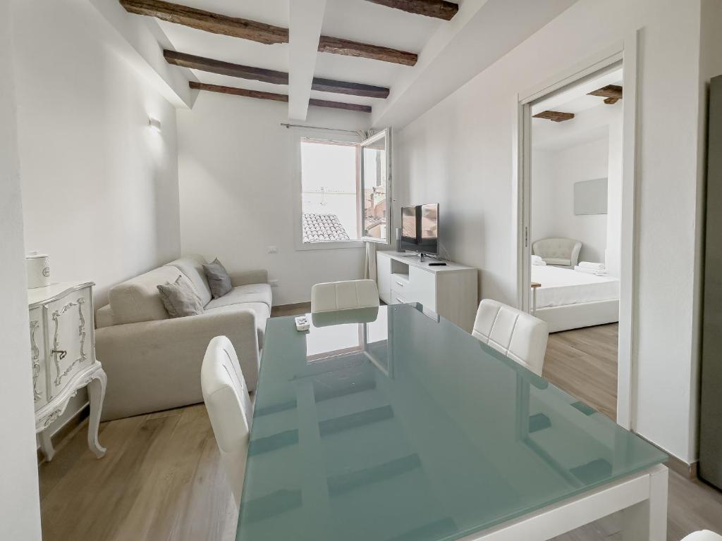 Realkasa Canonica Apartment - Apartment