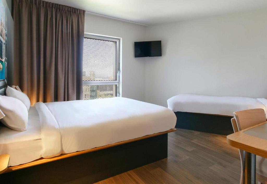 B&B HOTEL Marseille Euromed - Resim 43