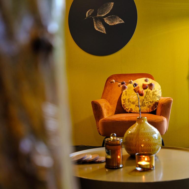 Posezení v ubytování Bungalow AMNIS by Sonnevijver Residences