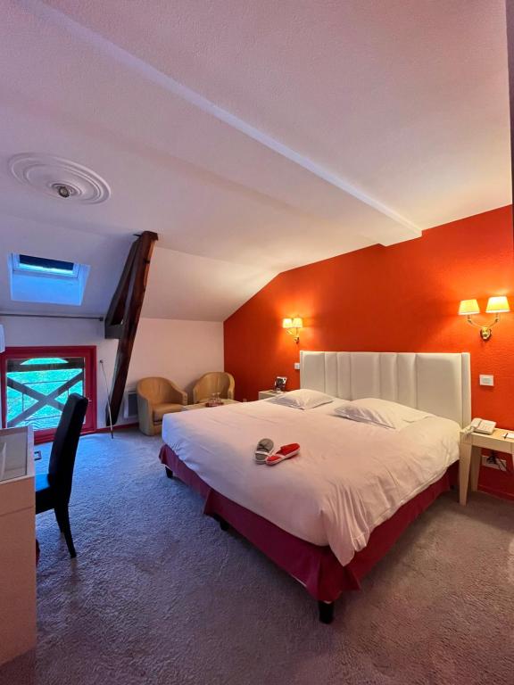Postel nebo postele na pokoji v ubytování Les Saules Parc & Spa - Teritoria