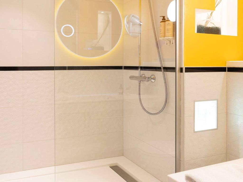 Koupelna v ubytování Mercure Hotel Forbach Centre de Loisirs