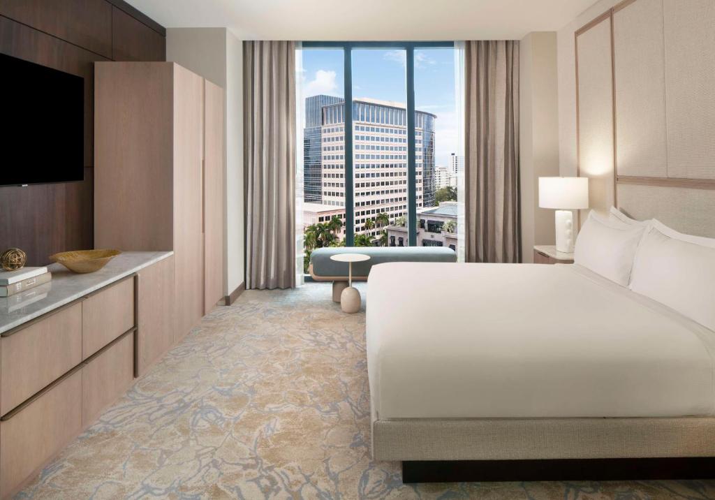 Hilton West Palm Beach photo