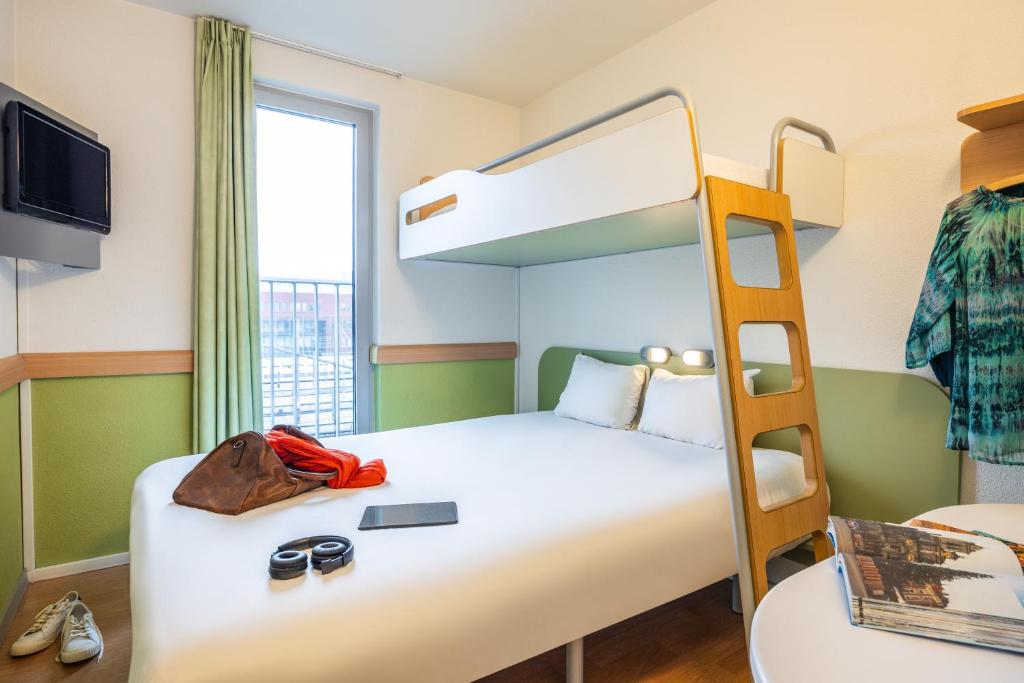 ibis budget Brugge Centrum Station - Resim 7