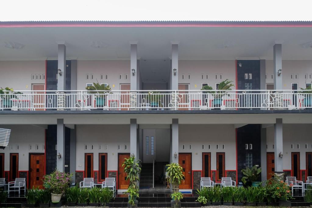 RedDoorz at Jalan Dieng 3 - Hizvo