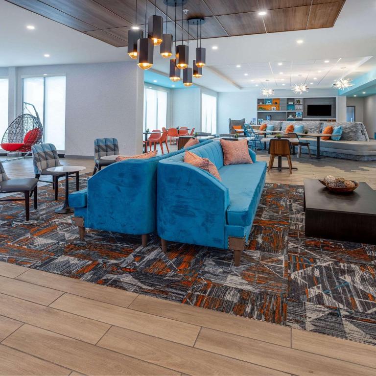 Tru By Hilton Pensacola Airport Medical Center photo