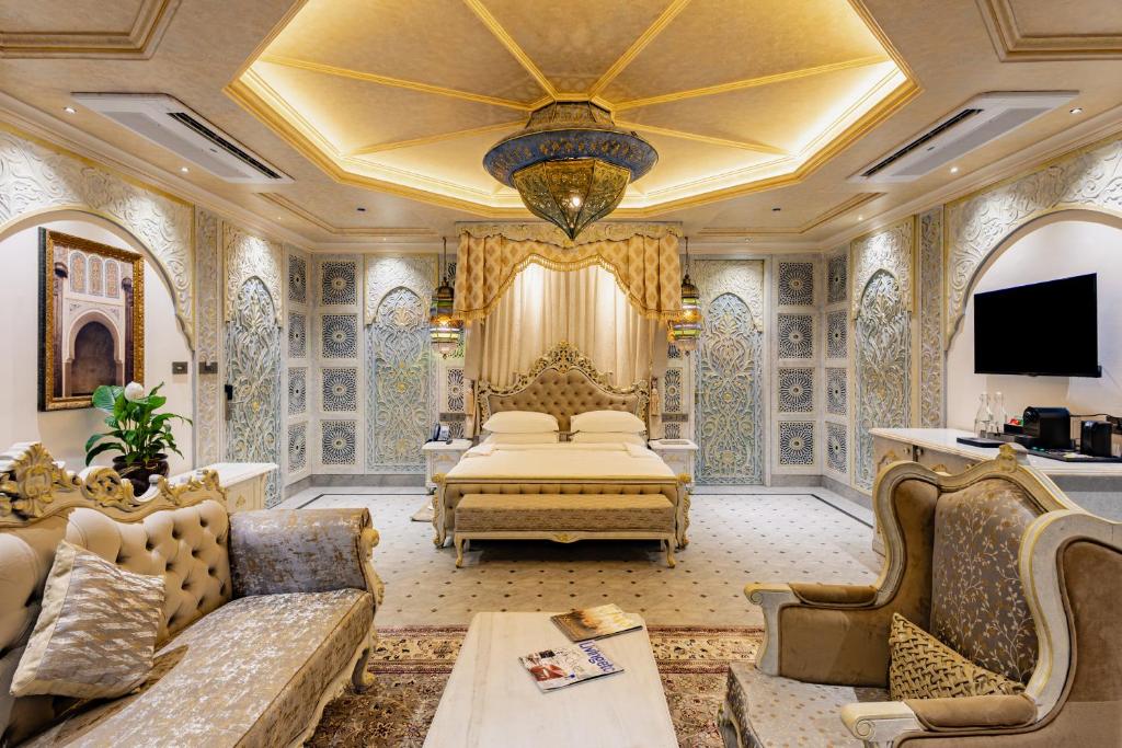 Et tv og/eller underholdning på Shilp wellness Resort and Spa