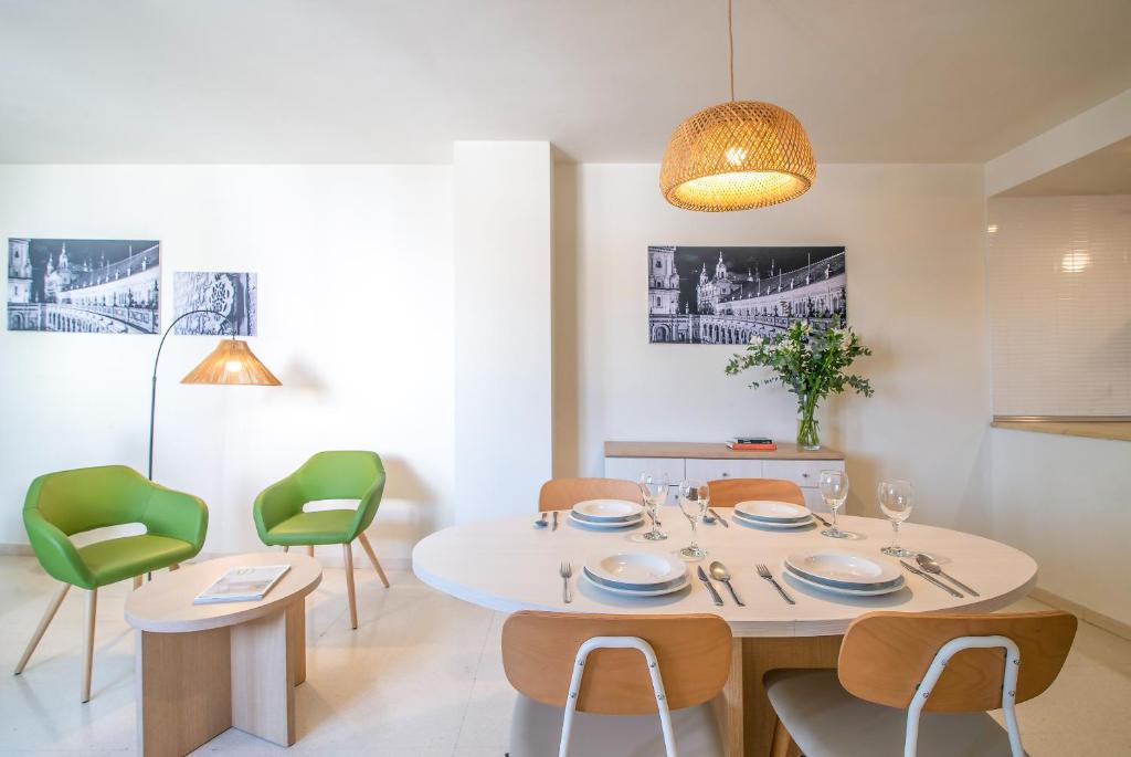 A seating area at Pierre & Vacances Sevilla
