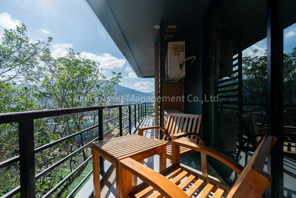 Balkón nebo terasa v ubytování The Unity and The Bliss Patong Residence