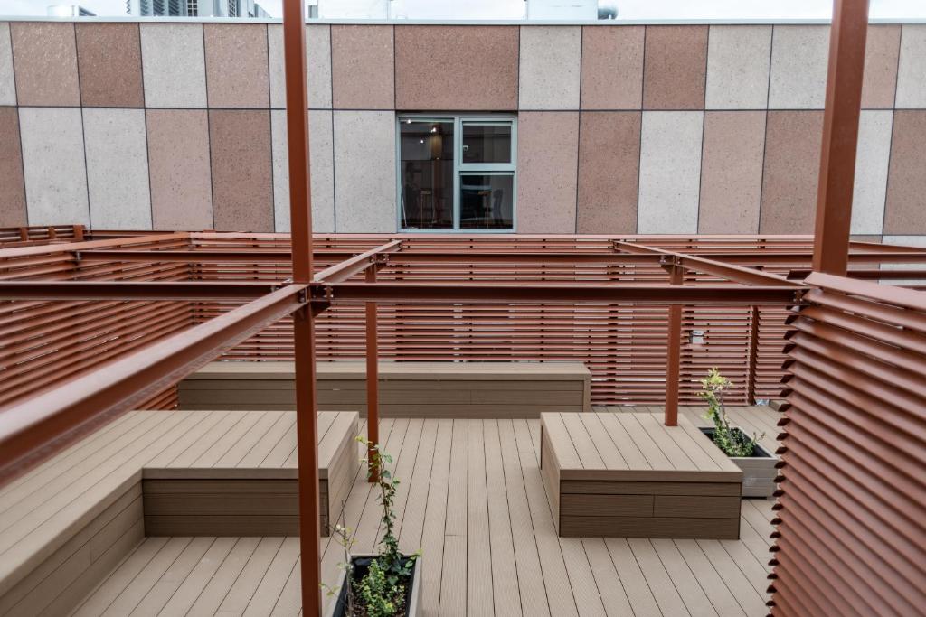 MILESTONE Wroclaw Fabryczna - 18