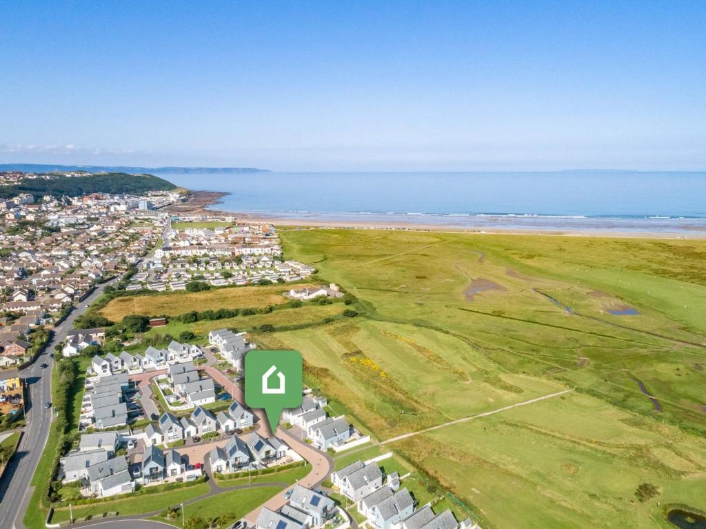 3 Bed in Westward Ho 44074, Northam Updated 2024 Prices