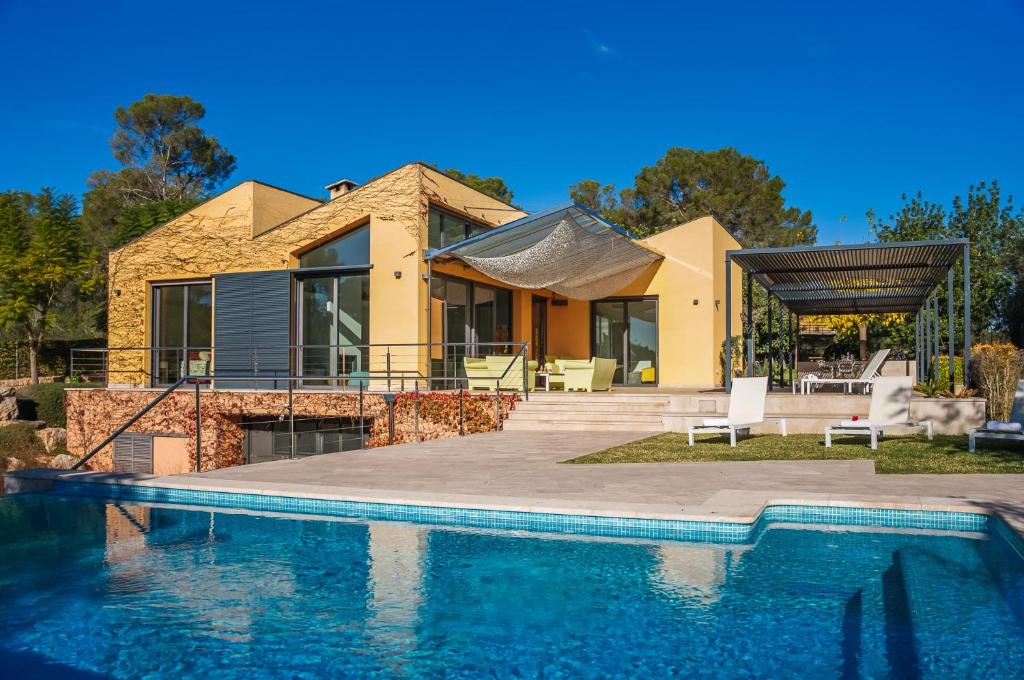 Ideal Property Mallorca - Villa Laiar - Holiday Home