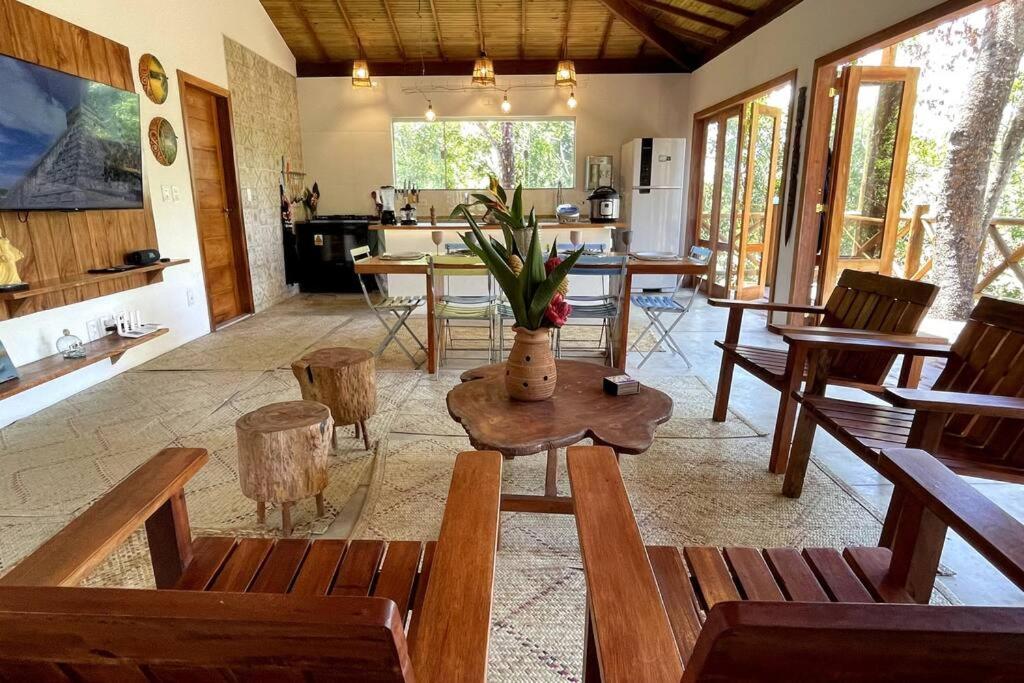 Χώρος καθιστικού στο JERIBUCasinhas - Itacaré + LINDA