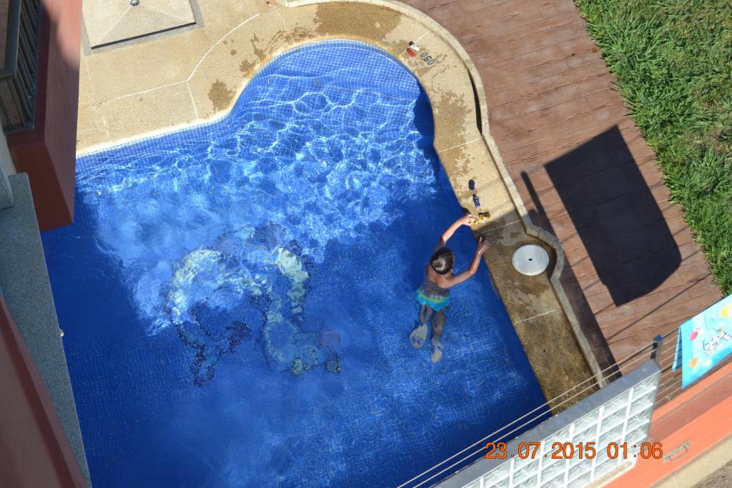 Basen w obiekcie Apartamentos Montalvo Playa lub w pobliżu