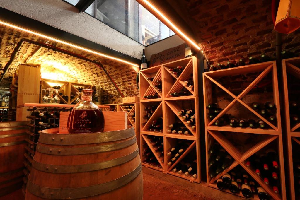 Nápoje v ubytování Logis Hôtel Centrotel et Spa Bulles d'Allier