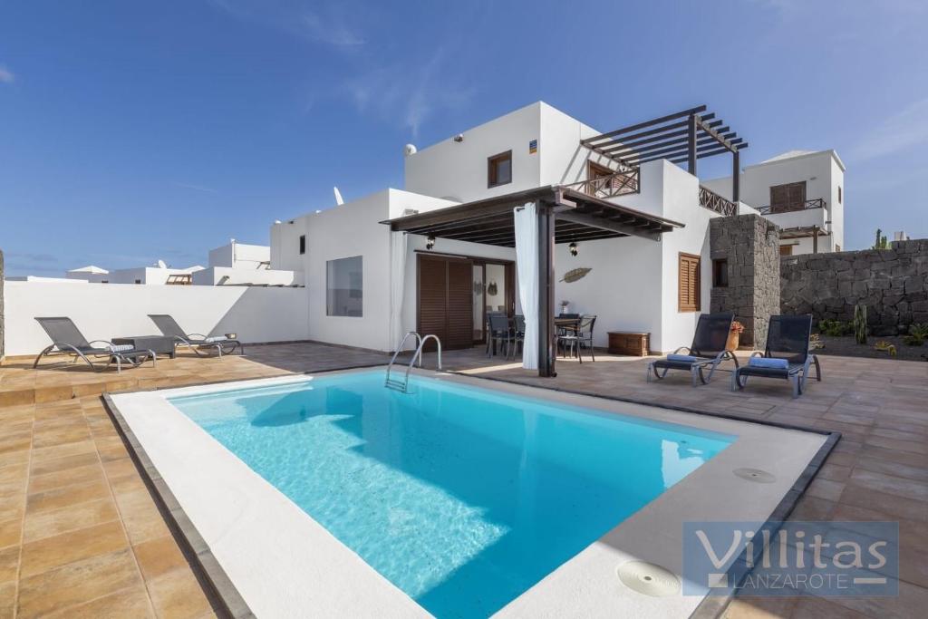 Villa Mundaka by Villitas
