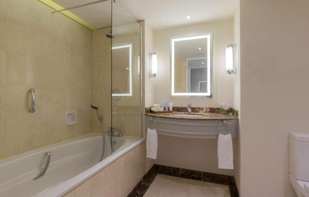 Conrad Dublin - Superior King Room