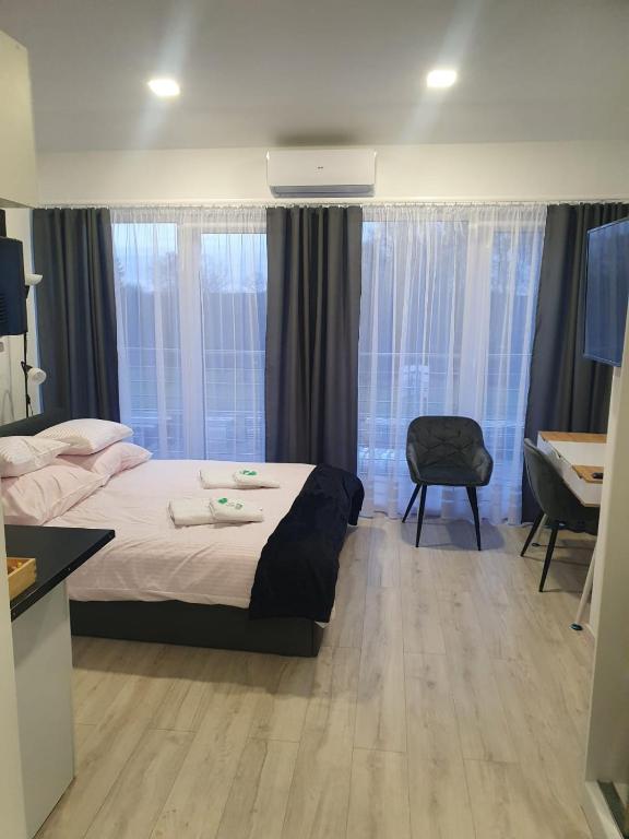 Lova arba lovos apgyvendinimo įstaigoje Comfort Stay, EV, Parking