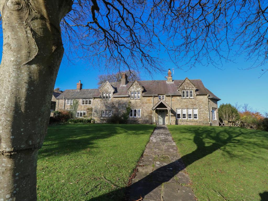 Appuldurcombe Farmhouse