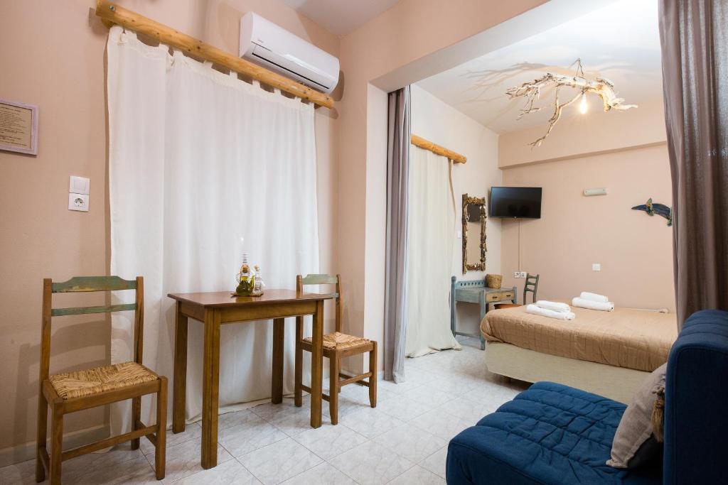 Arodamos Studios & Apts - 5