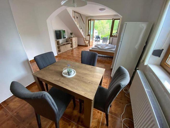 Green Garden Apartments - Appartement Met één Slaapkamer