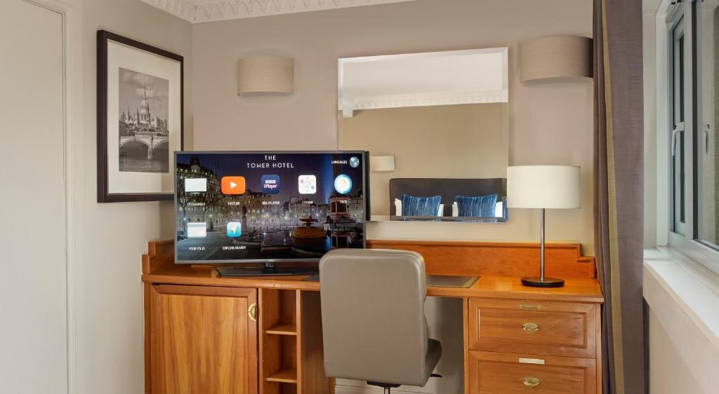 The Tower Hotel, by Thistle - Resim 24