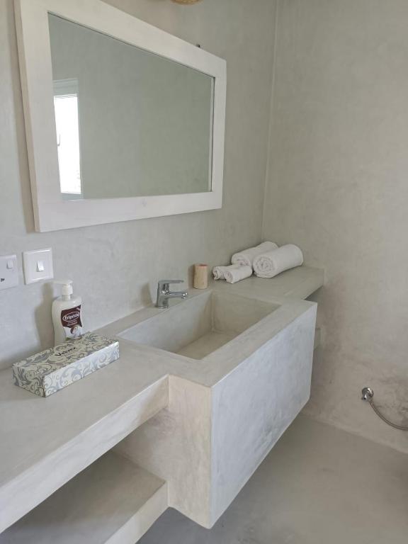 Postel nebo postele na pokoji v ubytování Watamu Ascot Resort