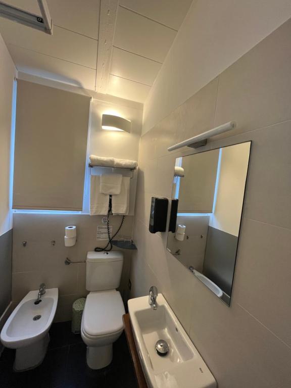 Koupelna v ubytování Hotel Punta Monpas