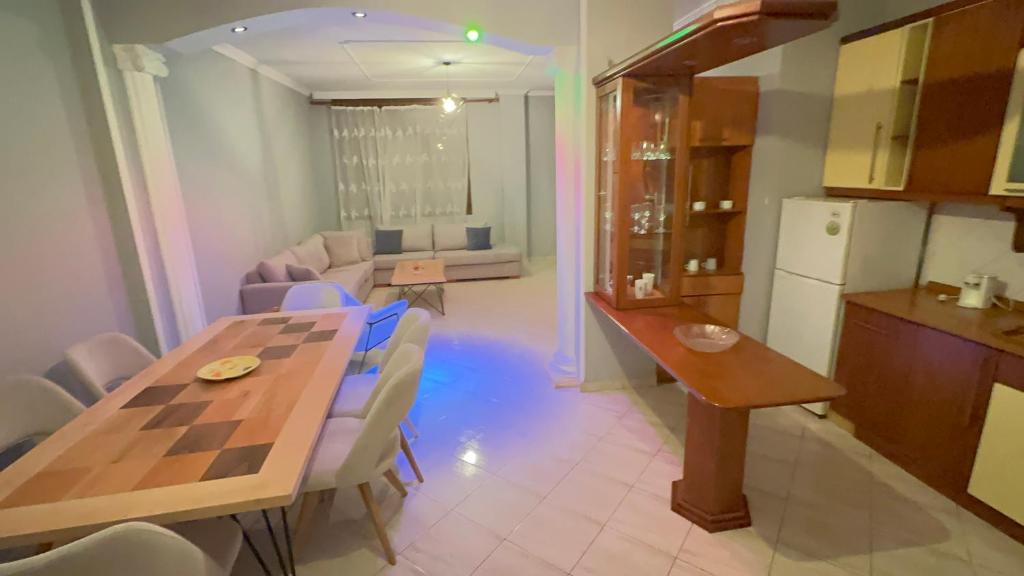 DIORAs Apartment. - Image 4