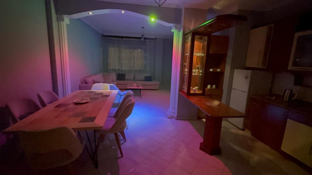 DIORAs Apartment. - Image 8