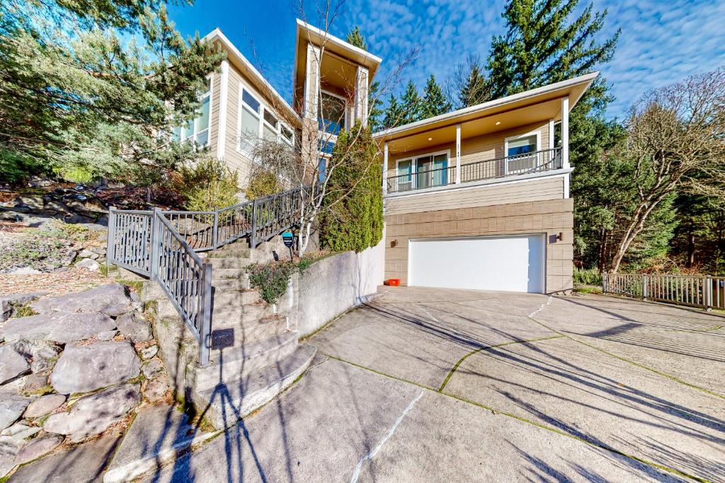 Happy Home, Happy Valley (updated prices 2024)