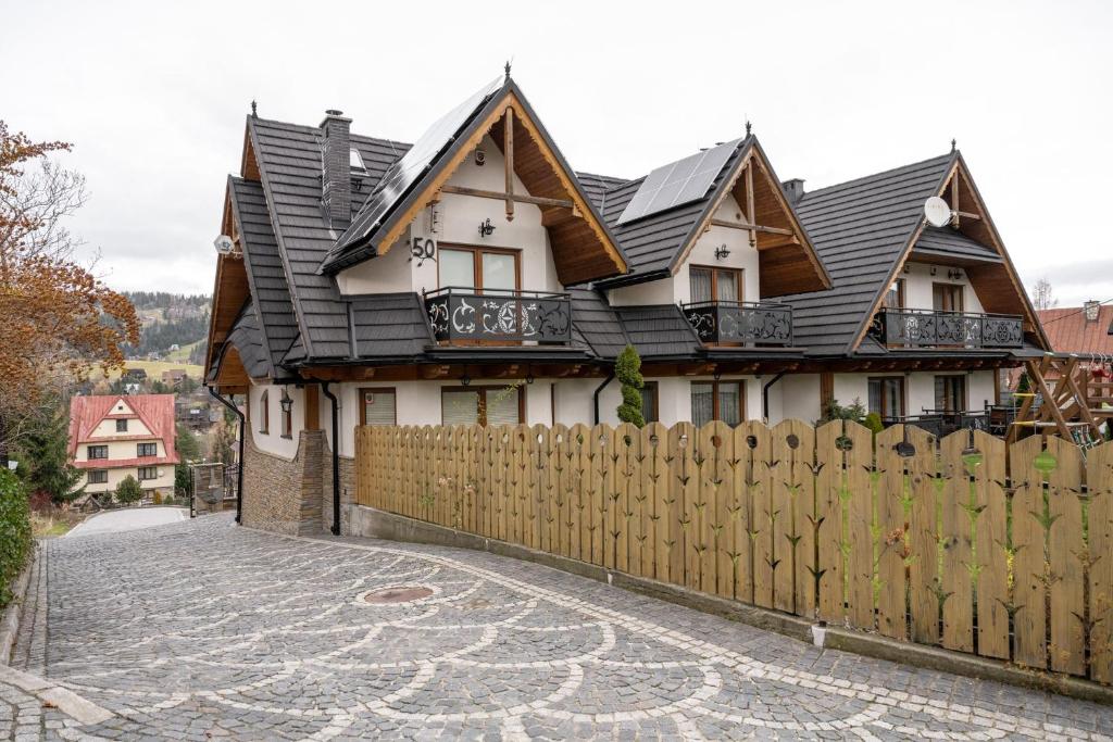 Budova, v ktorej sa apartmán nachádza