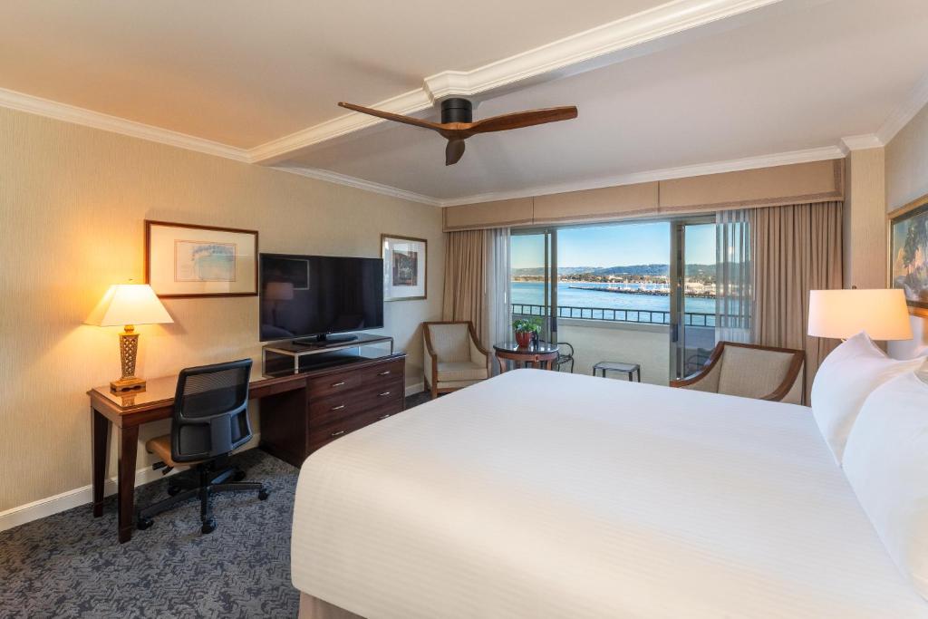 Monterey Plaza Hotel & Spa photo