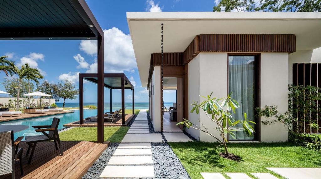 Bazén v ubytování Silversands Resort Grenada at Grand Anse nebo v jeho okolí