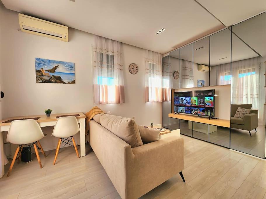 Rooftop Condo @Skanderbeg Square w/ 24H Check In