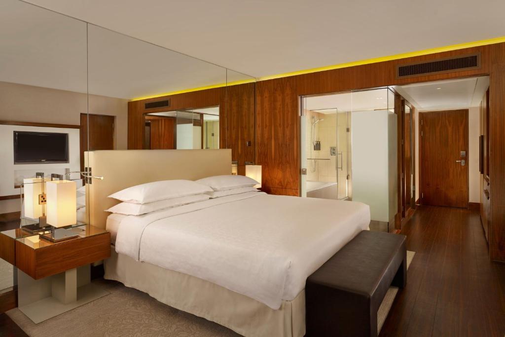 Sheraton Grand Hotel & Spa - Resim 36