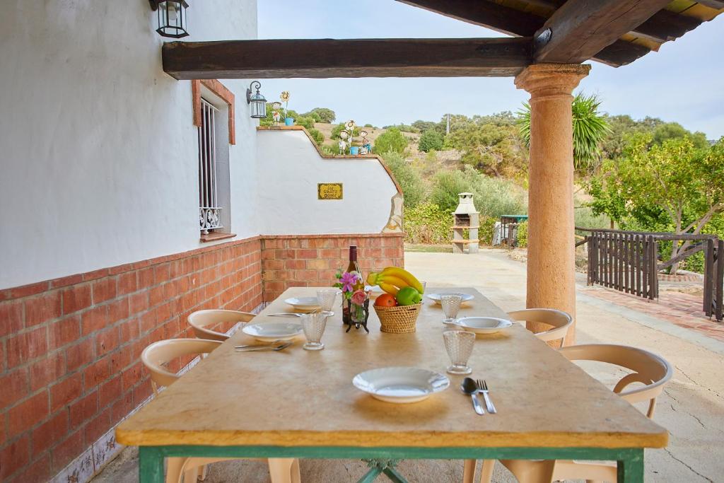 Casa Rural " Los Cuatro Olivos"