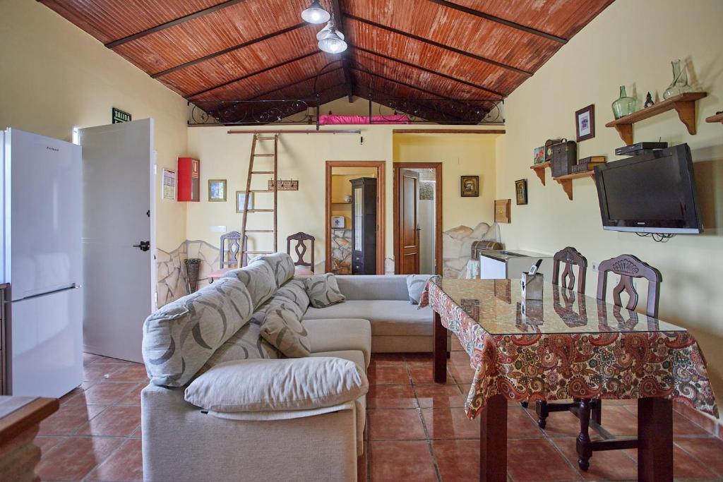 Casa Rural " Los Cuatro Olivos"