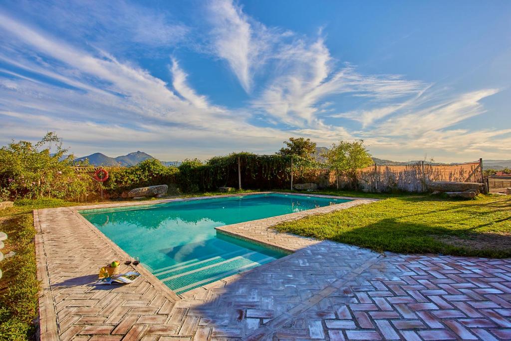 Casa Rural " Los Cuatro Olivos"