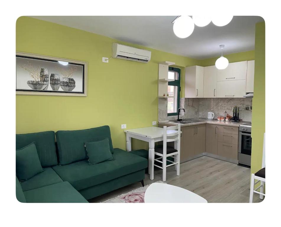 Sweet Home - Image 6